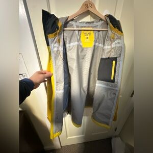 Golden Yellow DryQ Mountain Hardwear Jacket with Hood rain coat shell
